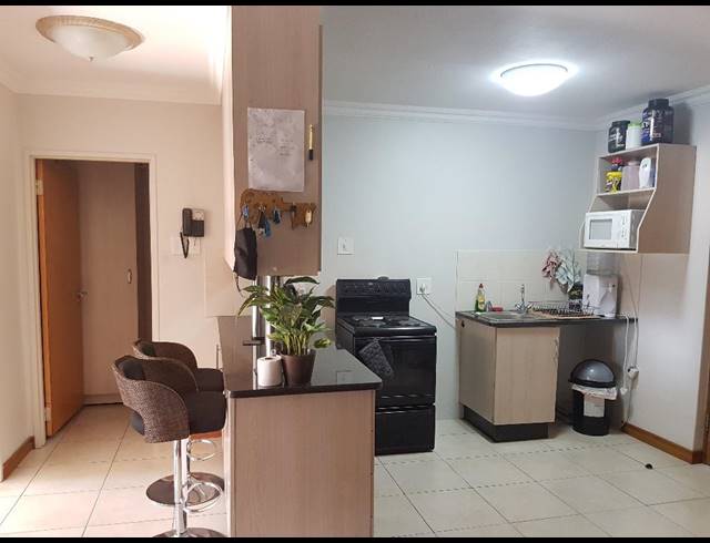 2 BEDROOM APARTMENT FOR SALE IN HILLCREST